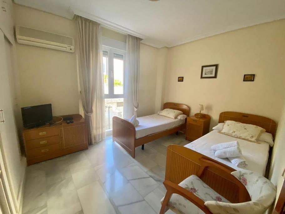 Rentalsevilla Luis De Morales Dış mekan fotoğraf