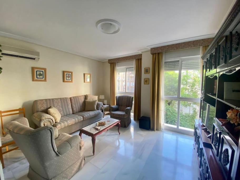 Rentalsevilla Luis De Morales Dış mekan fotoğraf