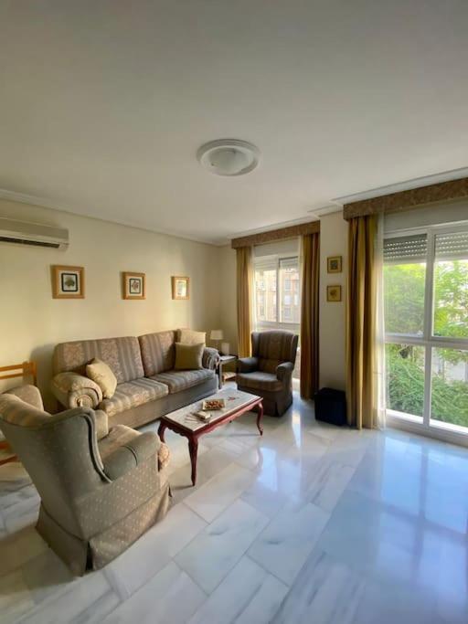 Rentalsevilla Luis De Morales Dış mekan fotoğraf