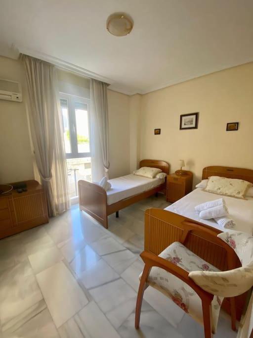 Rentalsevilla Luis De Morales Dış mekan fotoğraf
